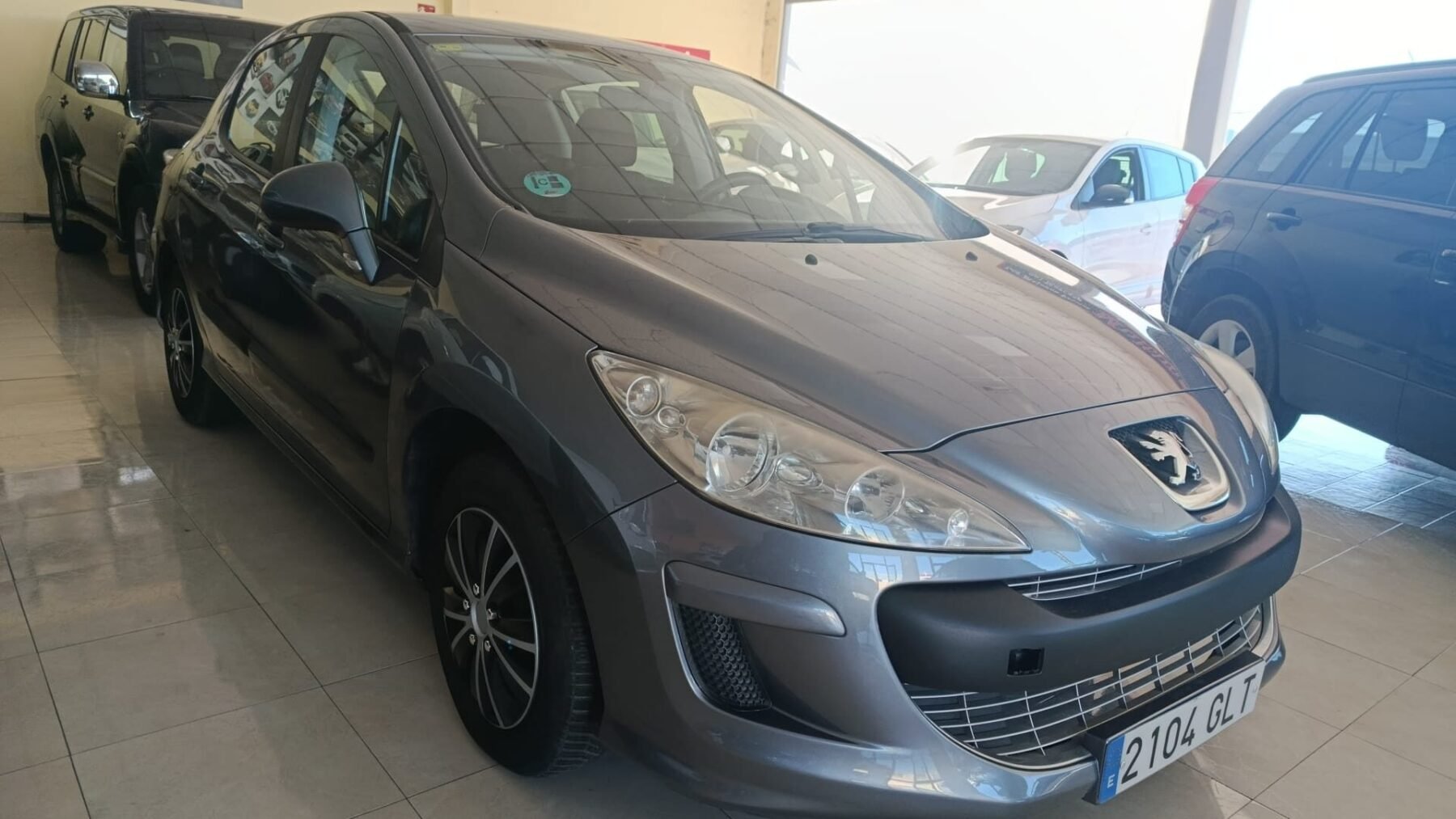 PEUGEOT 308 Confort 1.6 VTi 120