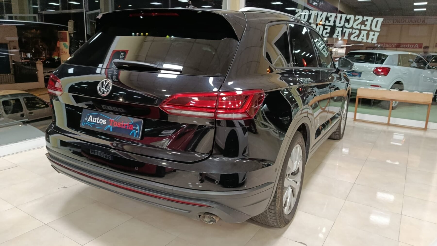 VOLKSWAGEN Touareg Premium 3.0 TDI Tip 4Mot