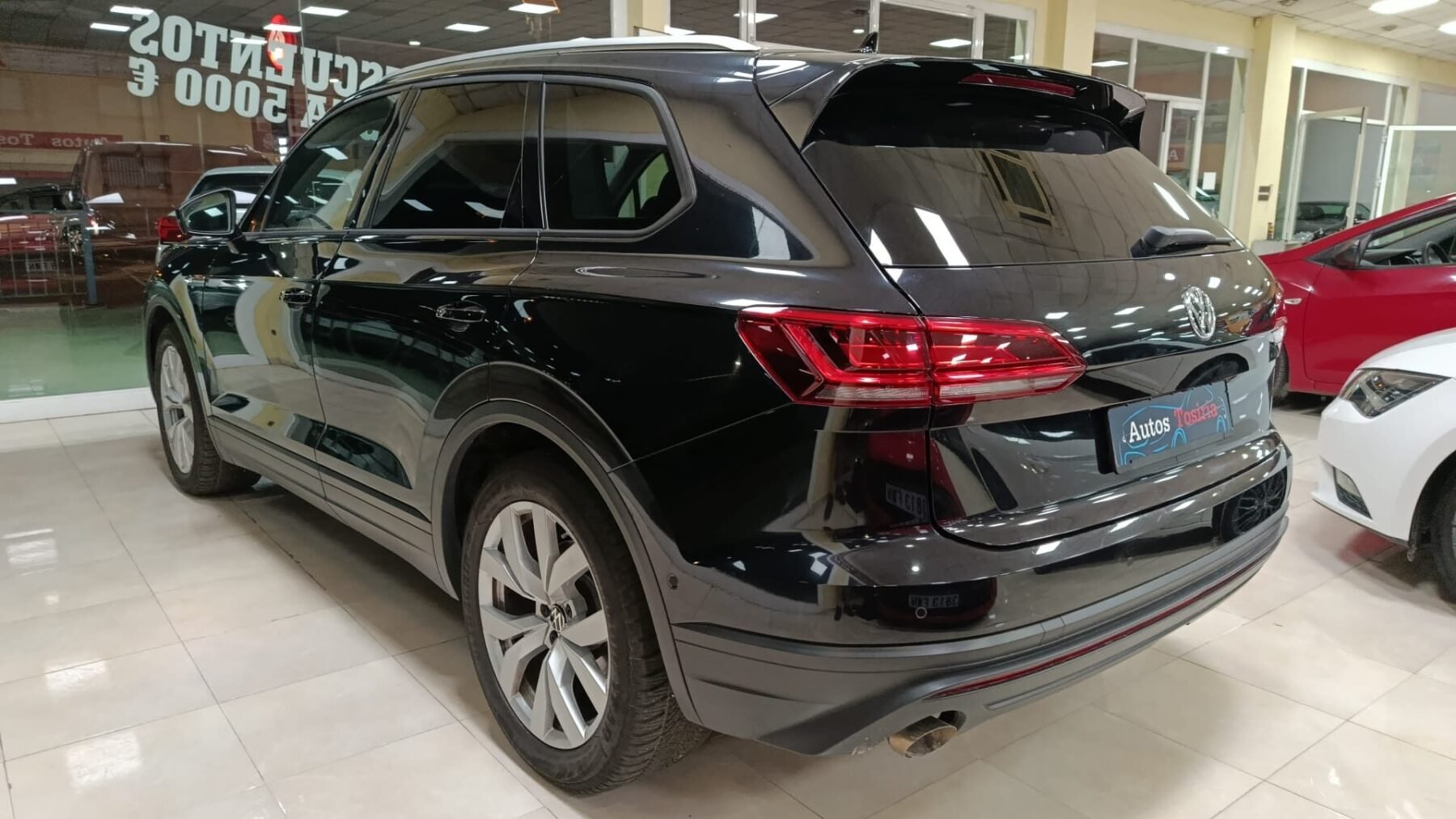 VOLKSWAGEN Touareg Premium 3.0 TDI Tip 4Mot